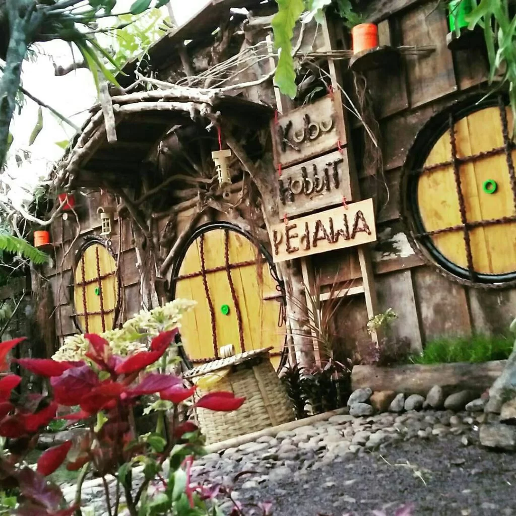 Kubu Hobbit Pedawa